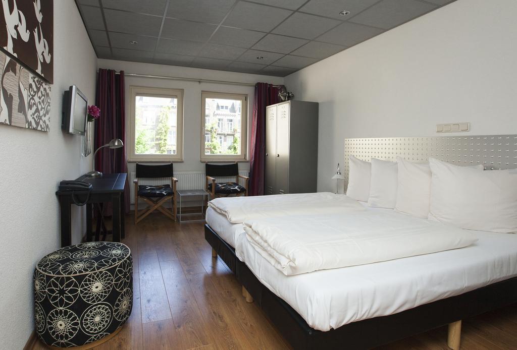 Hotel The Bridge Ámsterdam