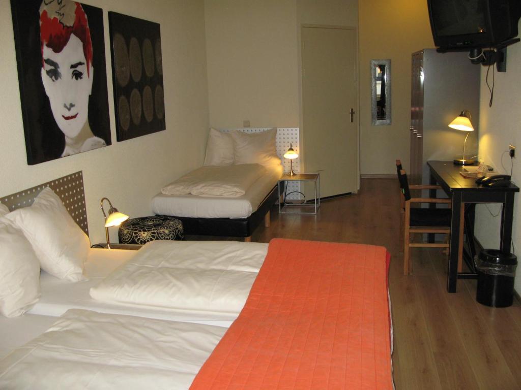 The Bridge Hotel Ámsterdam